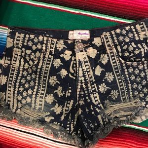 FREE PEOPLE print cut offs